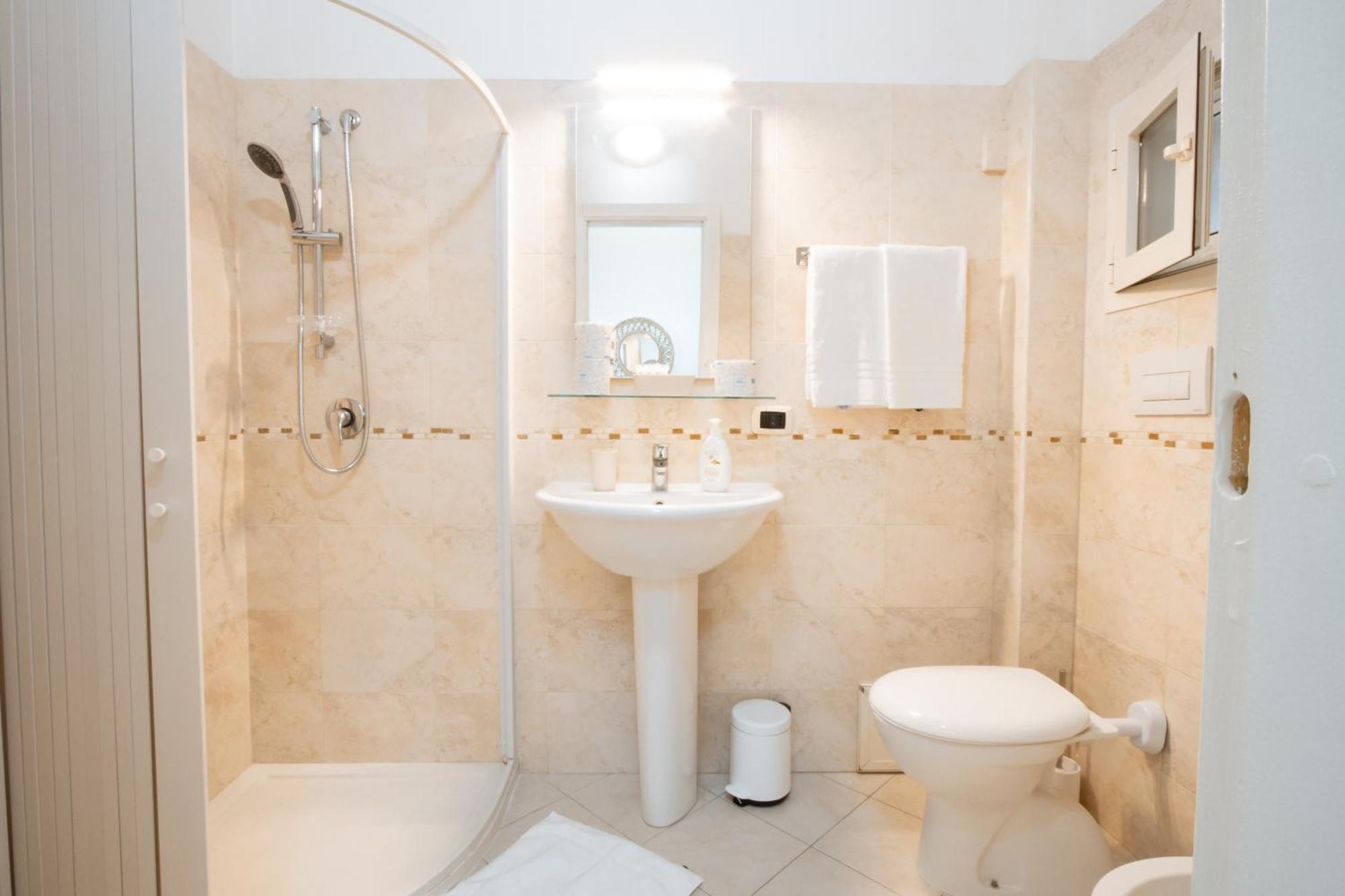 Krisa Apartment Bari Esterno foto